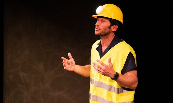 Mark Feuerstein Photo