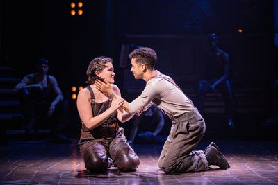 Isa Briones and Jordan Fisher  Photo
