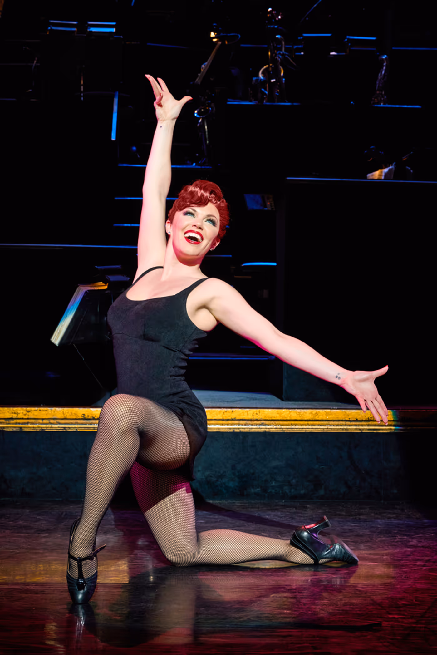 Photos: First Look at Robyn Hurder as Velma Kelly in Chicago  Image