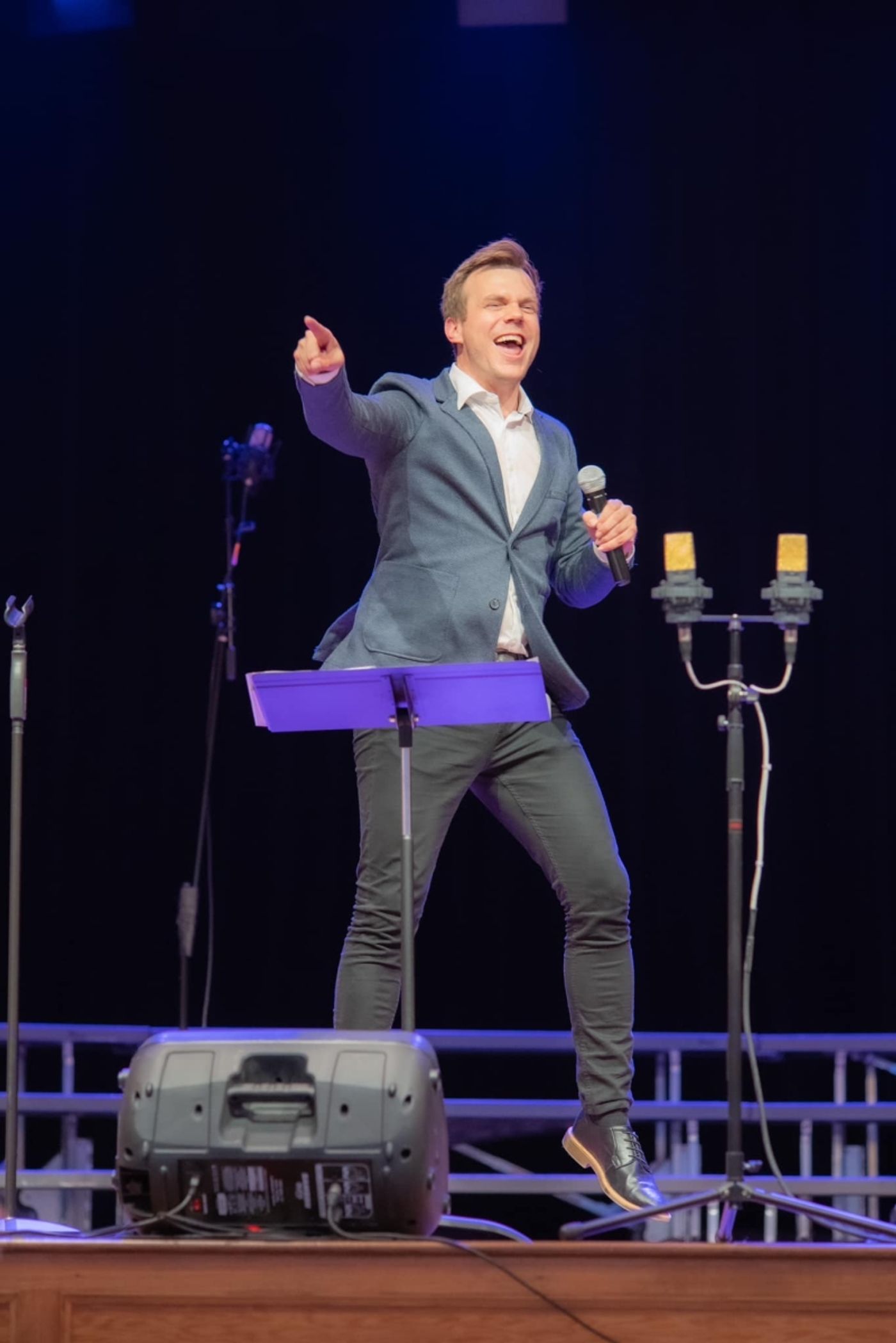 Review: San Francisco Gay Men's Chorus Presents DRAG ME TO THE MOVIES! at Davies Symphony Hall  Image