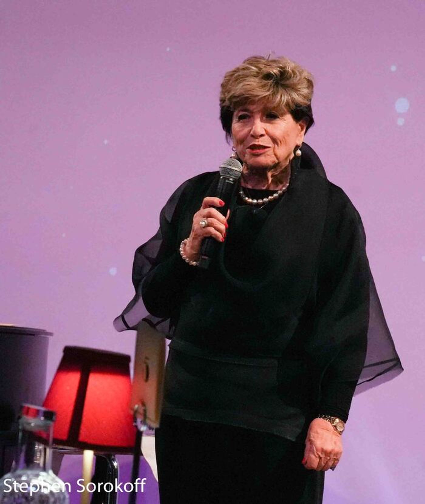 Photos: Hugh Panaro Kicks Off Easter Weekend at The Wick  Image