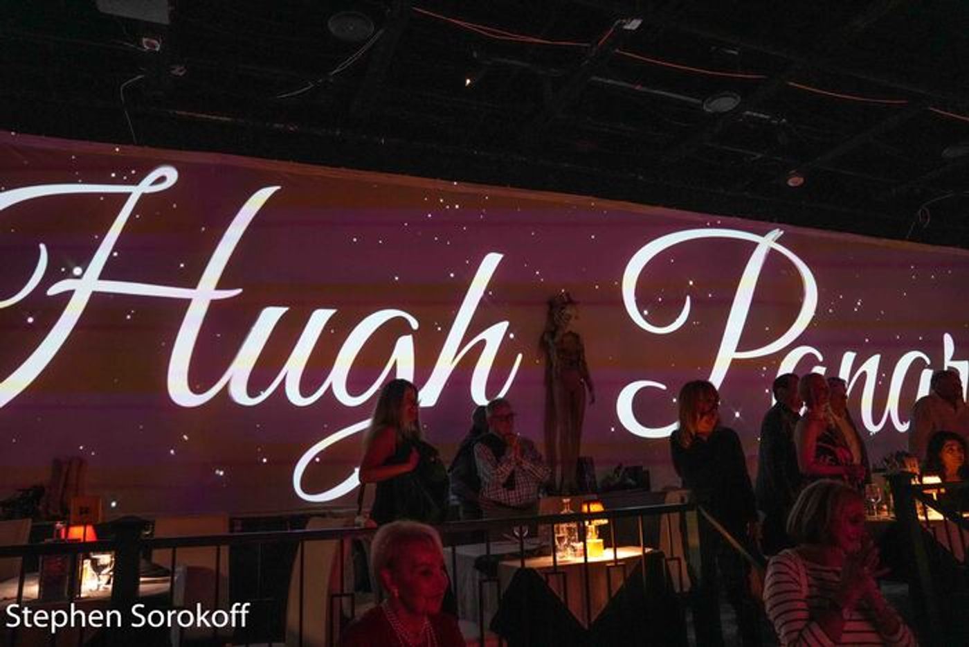 Photos: Hugh Panaro Kicks Off Easter Weekend at The Wick  Image