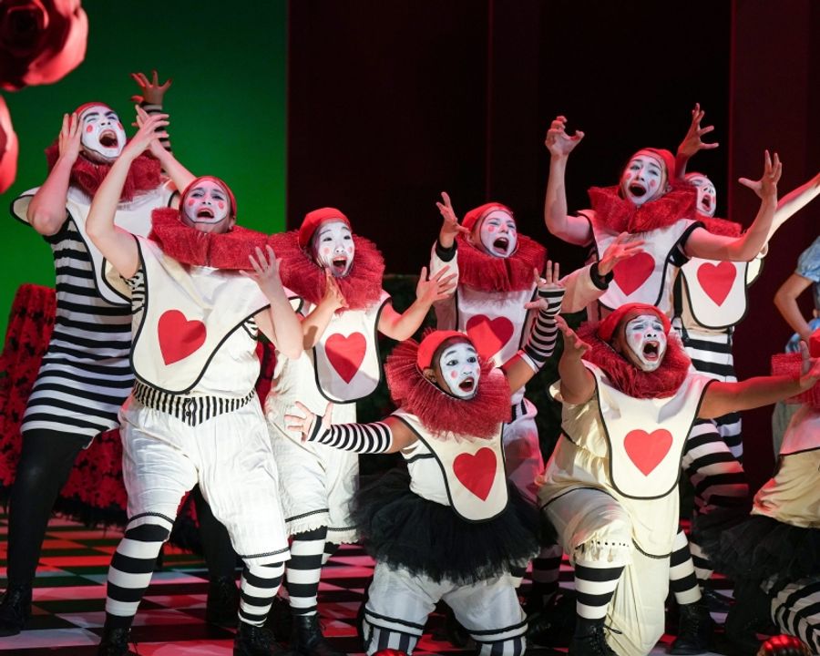 Review: ALICE IN WONDERLAND at Children's Theatre Company Image
