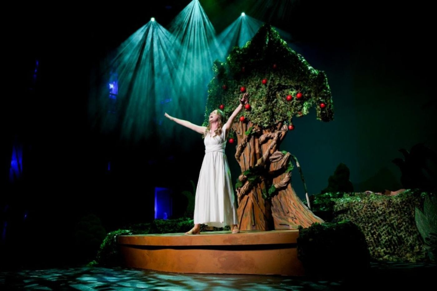 Review: CHILDREN OF EDEN at Stagecrafters is an Immersive Journey Through the Story of Genesis  Image