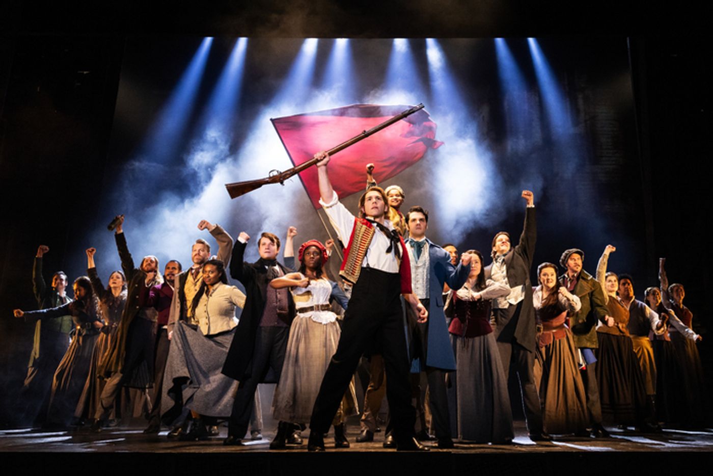 Photos: Check Out New Images of LES MISERABLES US Tour Photos: Check Out New Images of LES MISERABLES US Tour Image