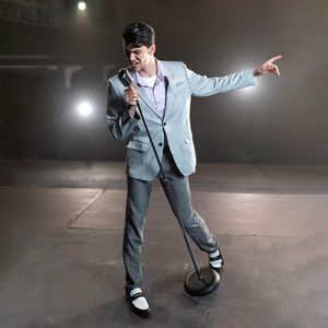 Collin Yates as Elvis Presley @ BroadwayWorld Collin Yates as Elvis Presley Photo