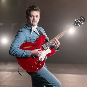 Jon Rohlf as Carl Perkins Photo