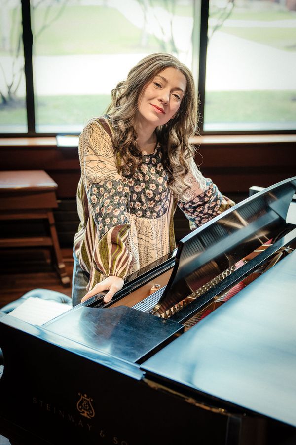 Tiffany Topol  Photo