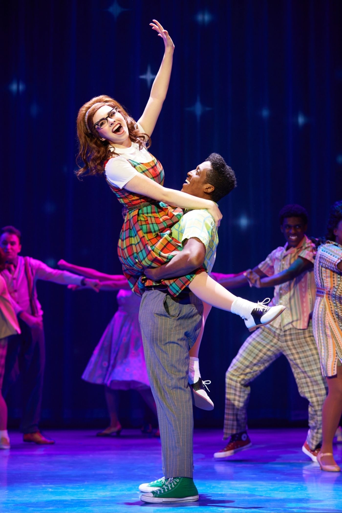 Review: Transport Back to the '60s with the Lively Musical HAIRSPRAY!  Image