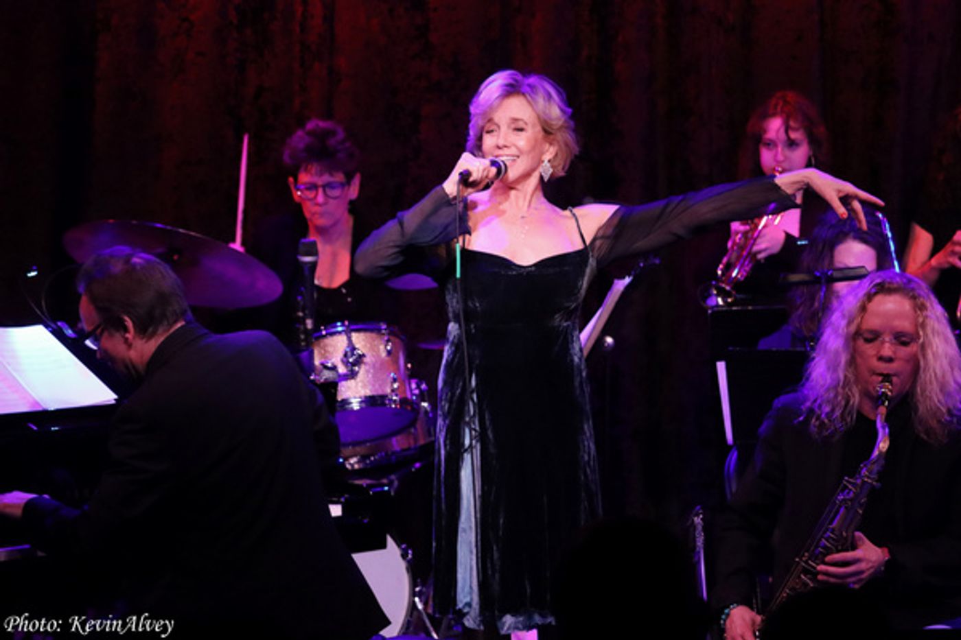 Photos: Linda Purl Joins Forces With Diva Jazz Orchestra at Birdland  Image
