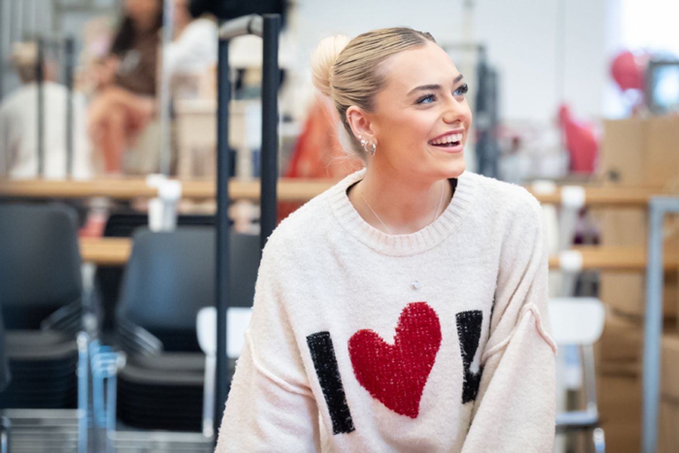 Photos: Inside Rehearsal For the UK and Ireland Tour of GREASE  Image