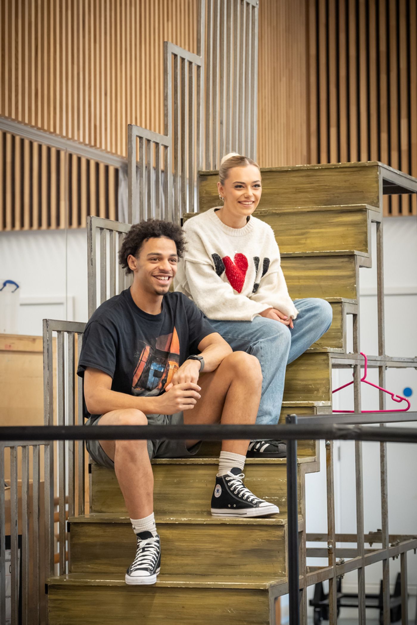 Photos: Inside Rehearsal For the UK and Ireland Tour of GREASE  Image