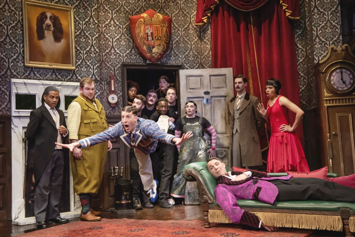 Photos: First Look at the New London Cast of THE PLAY THAT GOES WRONG  Image