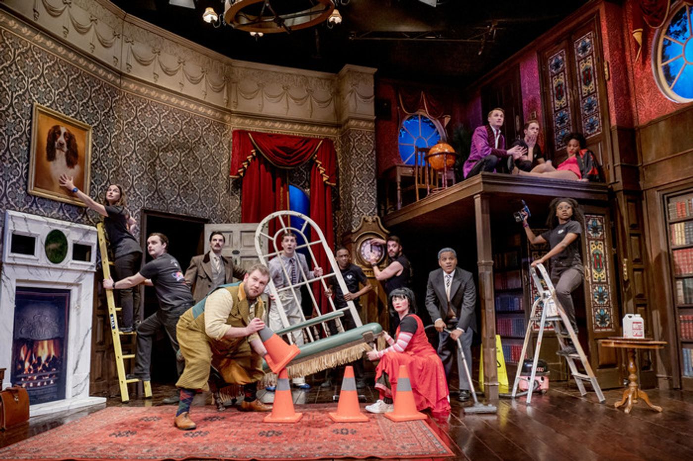 Photos: First Look at the New London Cast of THE PLAY THAT GOES WRONG  Image