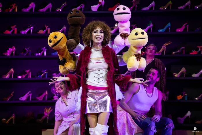 PHOTOS: No te pierdas las fotos de escena de LOS TACONES DE PAPÁ  Image