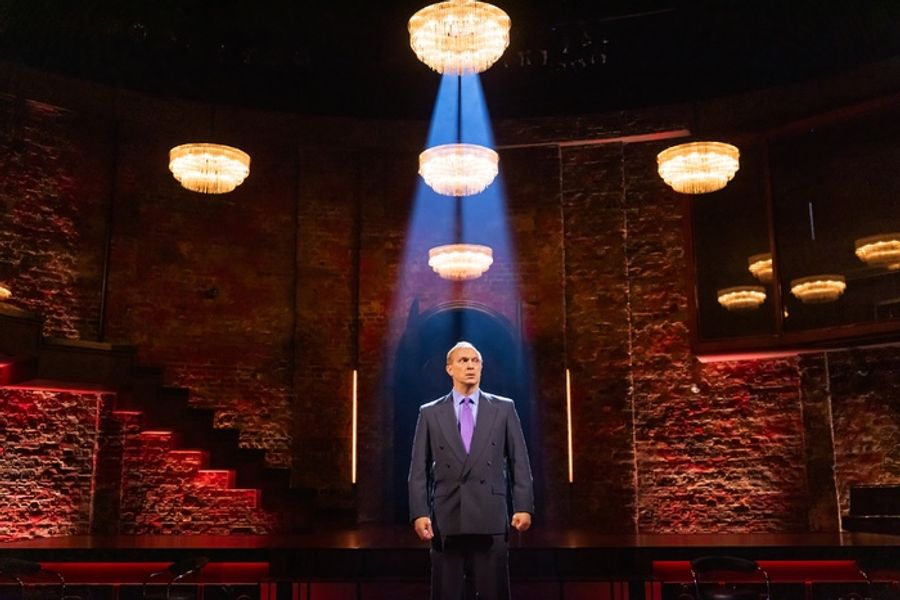 Photos: First Look at Michael Stuhlbarg and More in PATRIOTS on Broadway Image