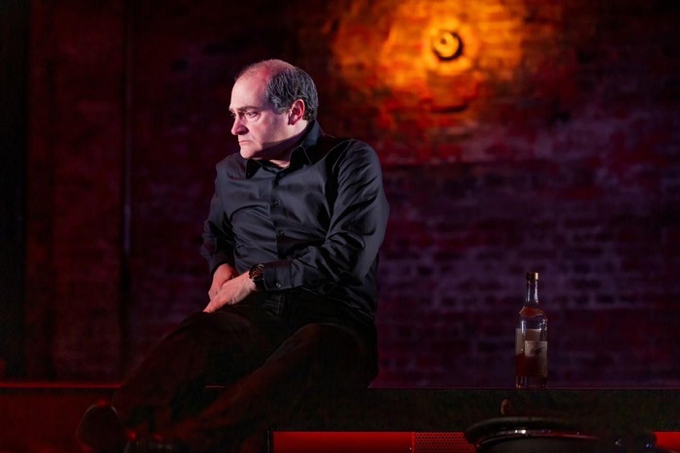 Photos: First Look at Michael Stuhlbarg and More in PATRIOTS on Broadway  Image