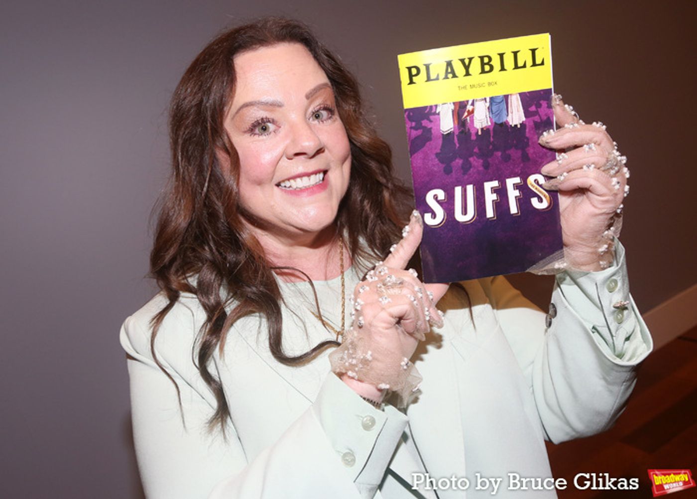 Photos: Melissa McCarthy Visits SUFFS on Broadway  Image