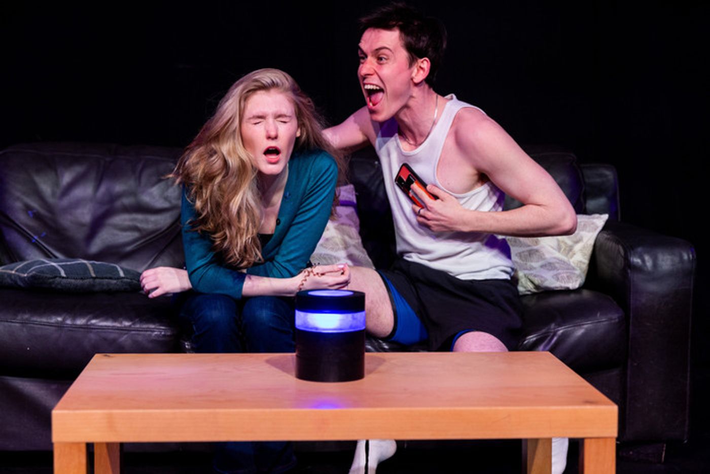 Photos: First Look At ARTIFICIALLY YOURS At Riverside Studios  Image