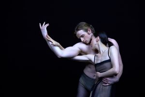 Hee Seo and Aran Bell @ BroadwayWorld Hee Seo and Aran Bell Photo