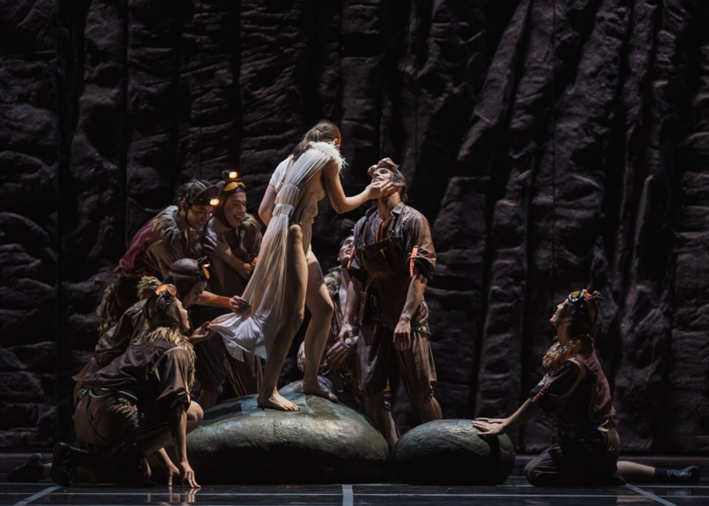 Review: The Royal Winnipeg Ballet's Presentation of SNOW WHITE at the National Arts Centre  Image