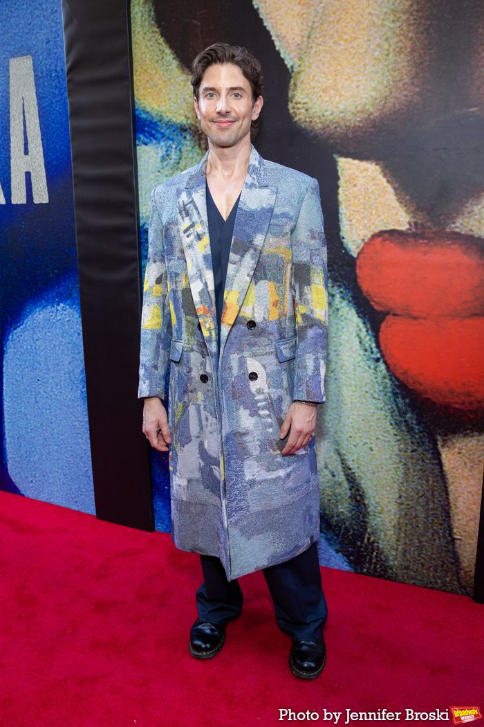 Photos: Stars Walk the Red Carpet for Opening Night of LEMPICKA — photo 9 of 56