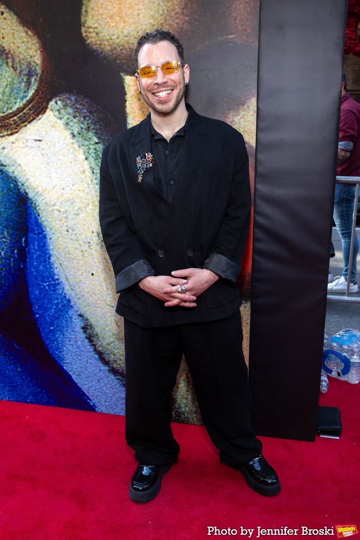 Photos: Stars Walk the Red Carpet for Opening Night of LEMPICKA — photo 48 of 56