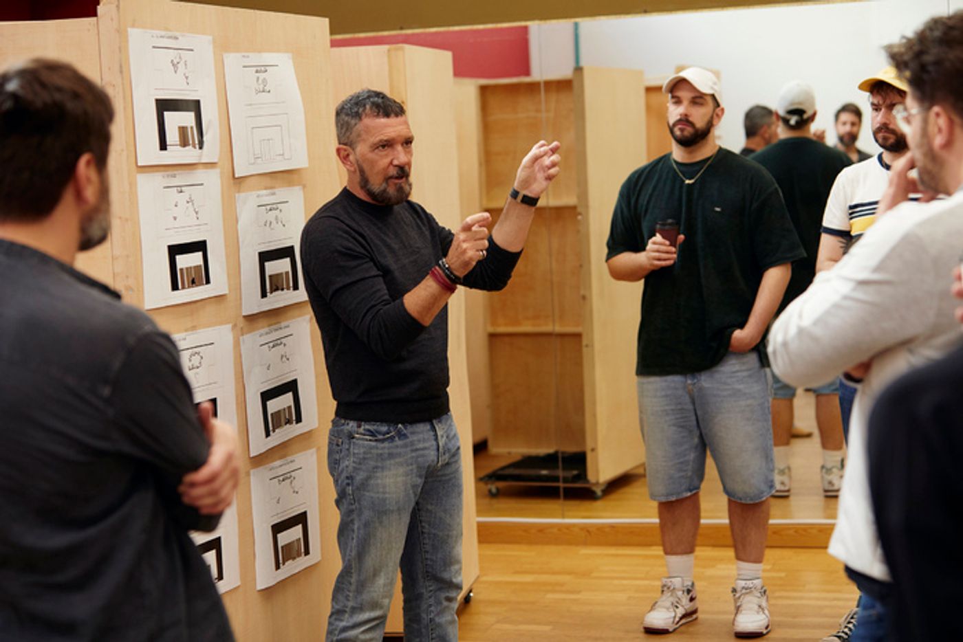 Photos: Comienzan los ensayos de TOCANDO NUESTRA CANCIÓN dirigido por Antonio Banderas  Image