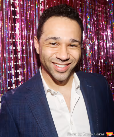 Corbin Bleu Photo