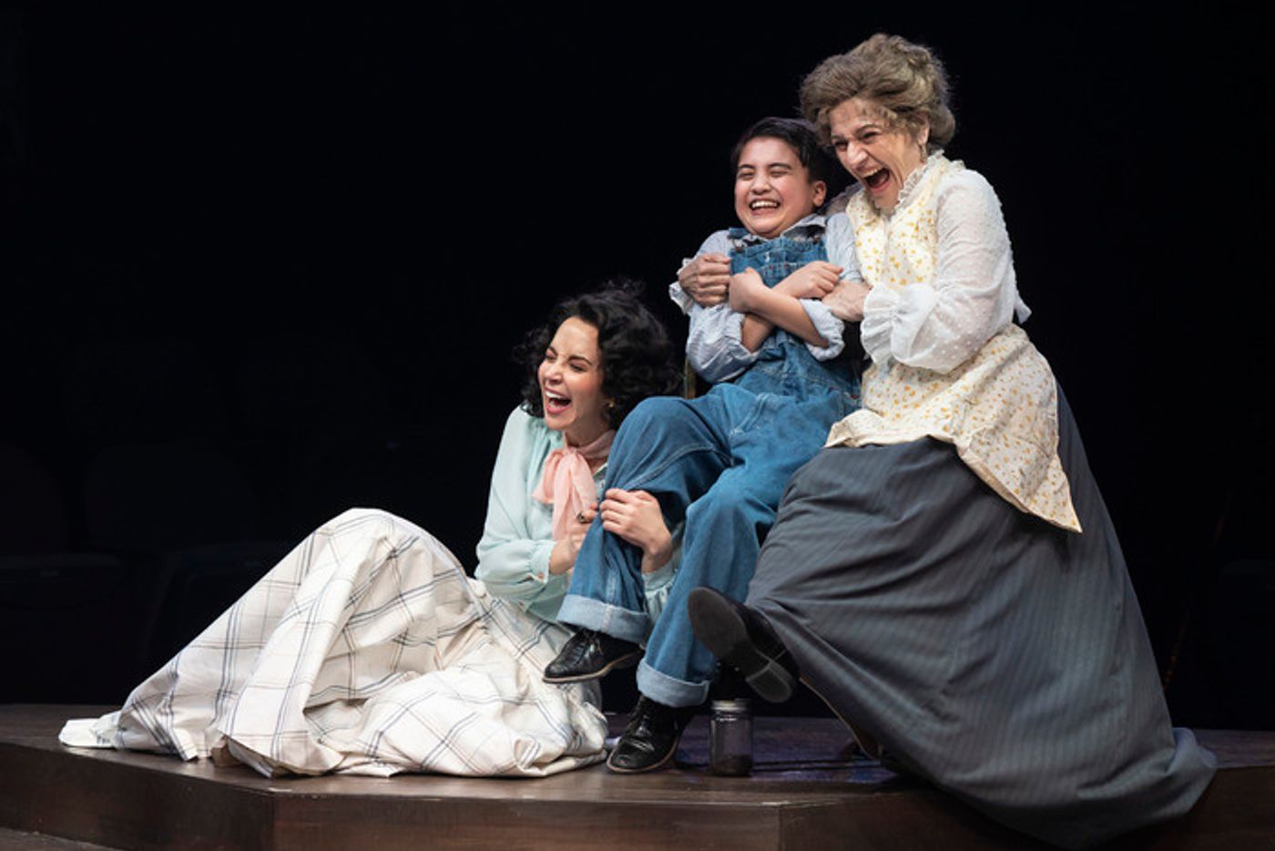 Photos: First Look At THE MUSIC MAN At Marriott Theatre  Image