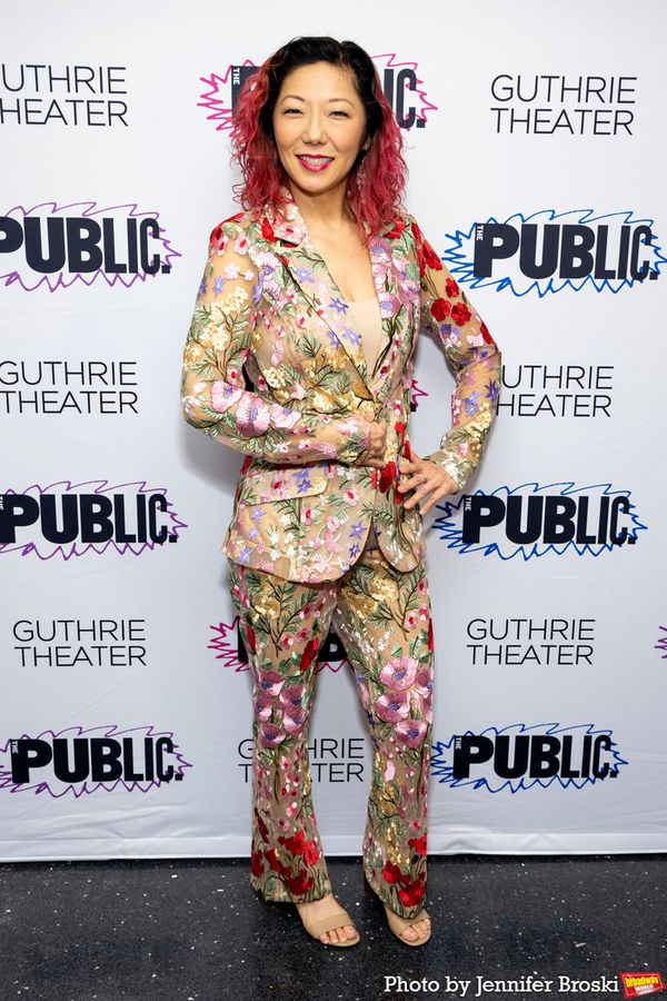 Sun Mee Chomet Photo