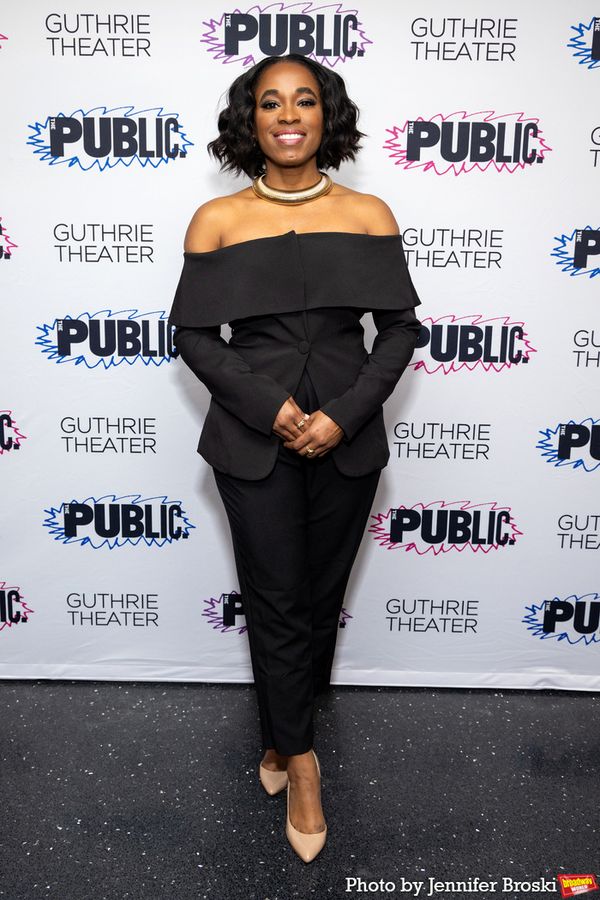 Kristolyn Lloyd Photo