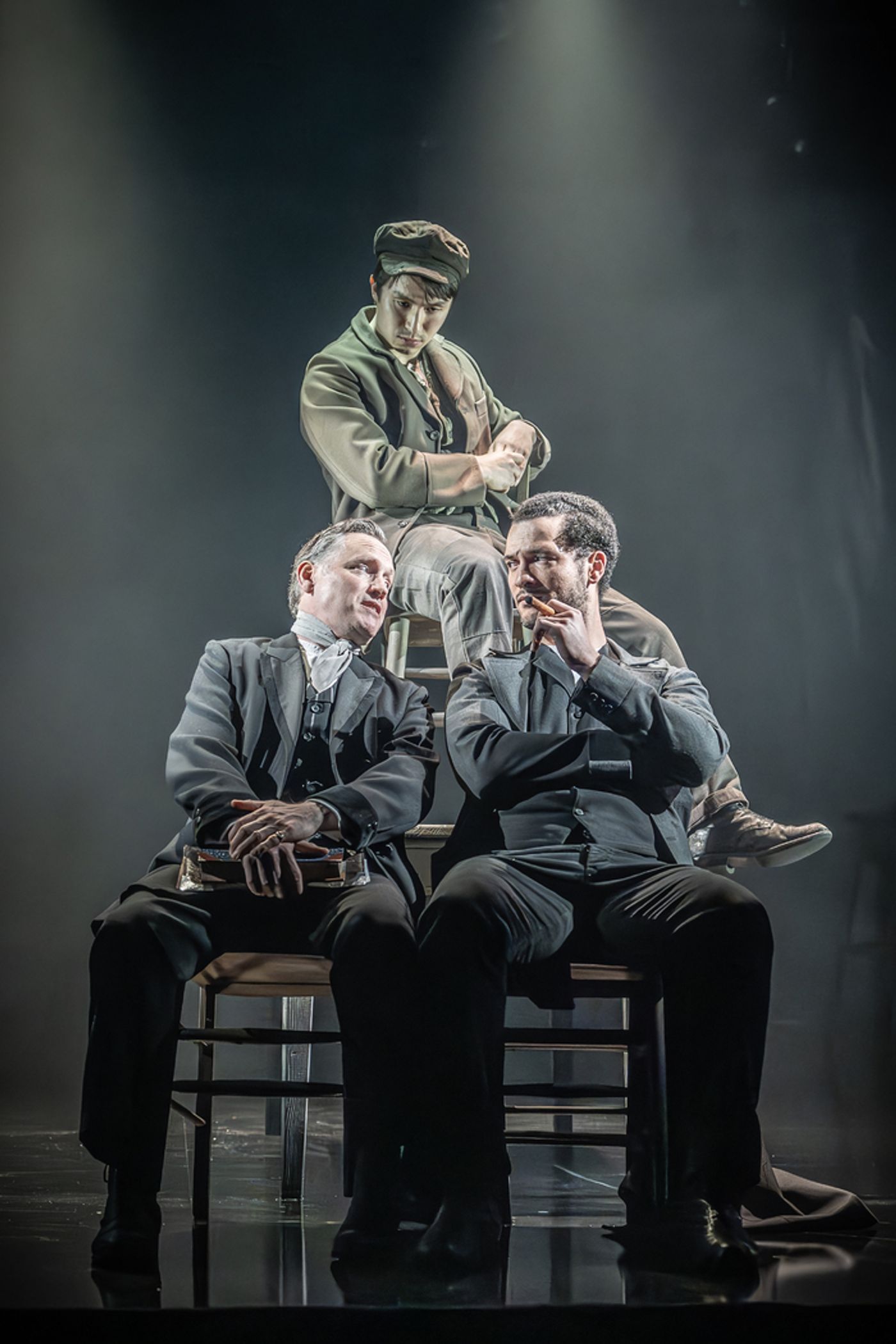 Photos: First Look at LONDON TIDE at the National Theatre  Image