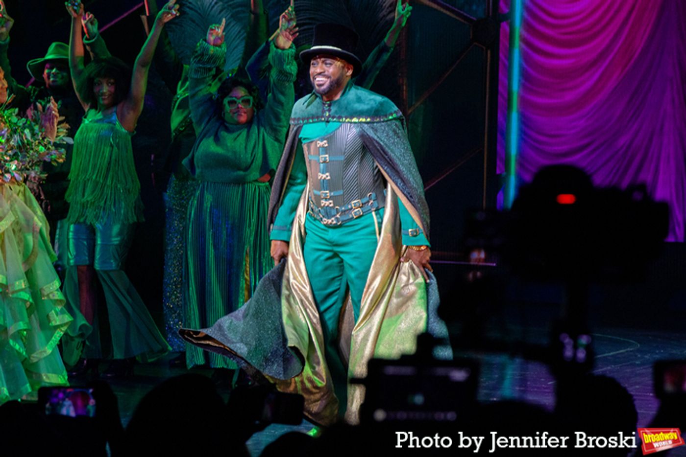 Photos: The Cast of THE WIZ Takes Their Opening Night Bows  Image