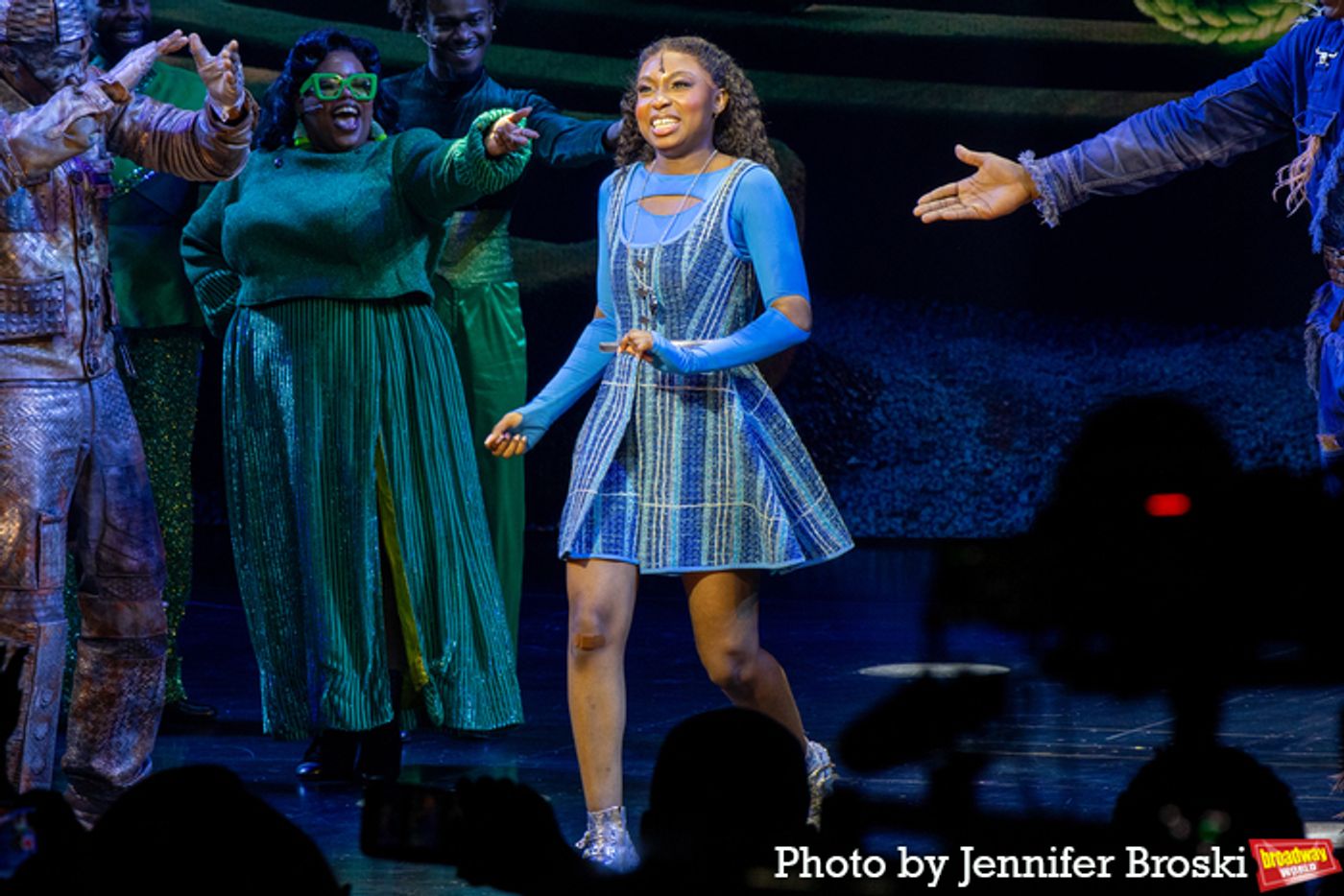 Photos: The Cast of THE WIZ Takes Their Opening Night Bows  Image