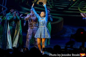 Nichelle Lewis Photo