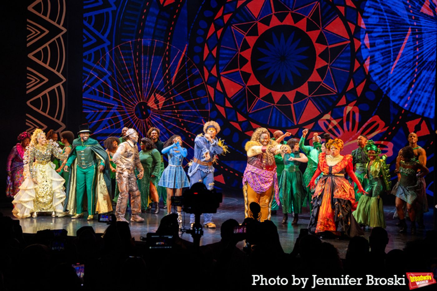Photos: The Cast of THE WIZ Takes Their Opening Night Bows  Image