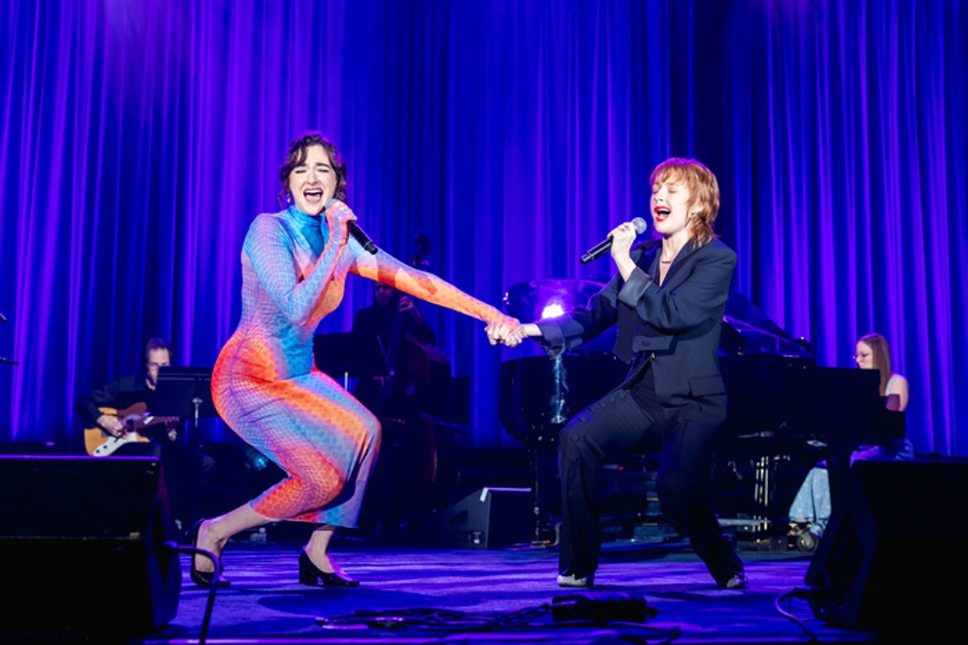 Photos & Video: See Bening, Stokes Mitchell & More at The Entertainment Community Fund Gala  Image