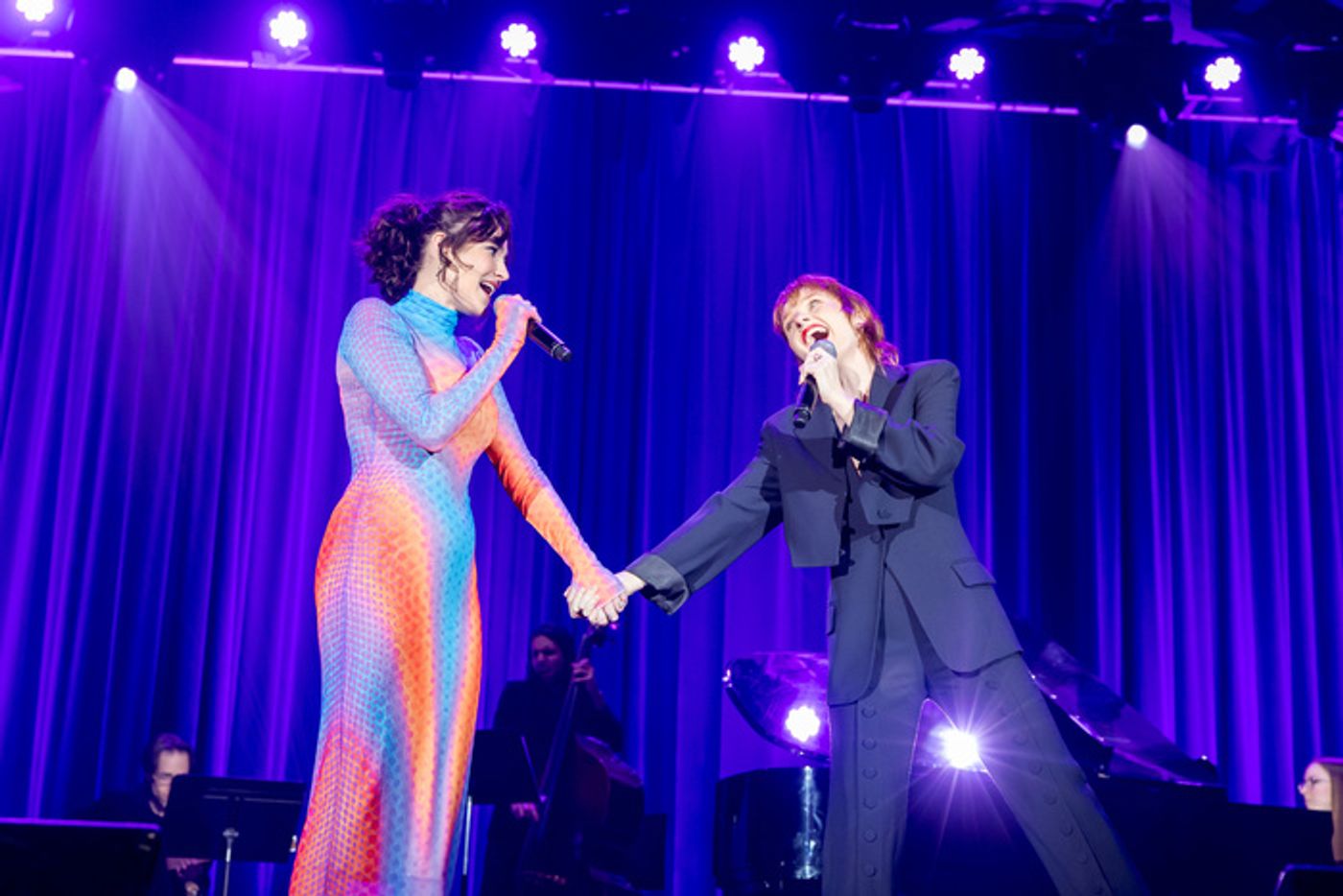 Photos & Video: See Bening, Stokes Mitchell & More at The Entertainment Community Fund Gala  Image