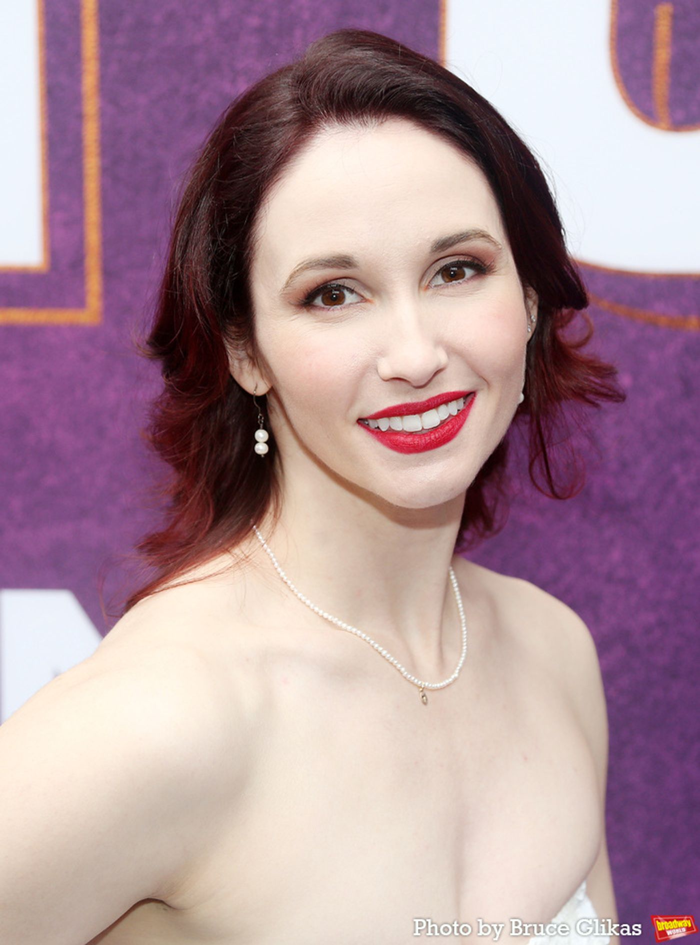 Photos: The Cast of SUFFS Walks the Purple Carpet on Opening Night  Image