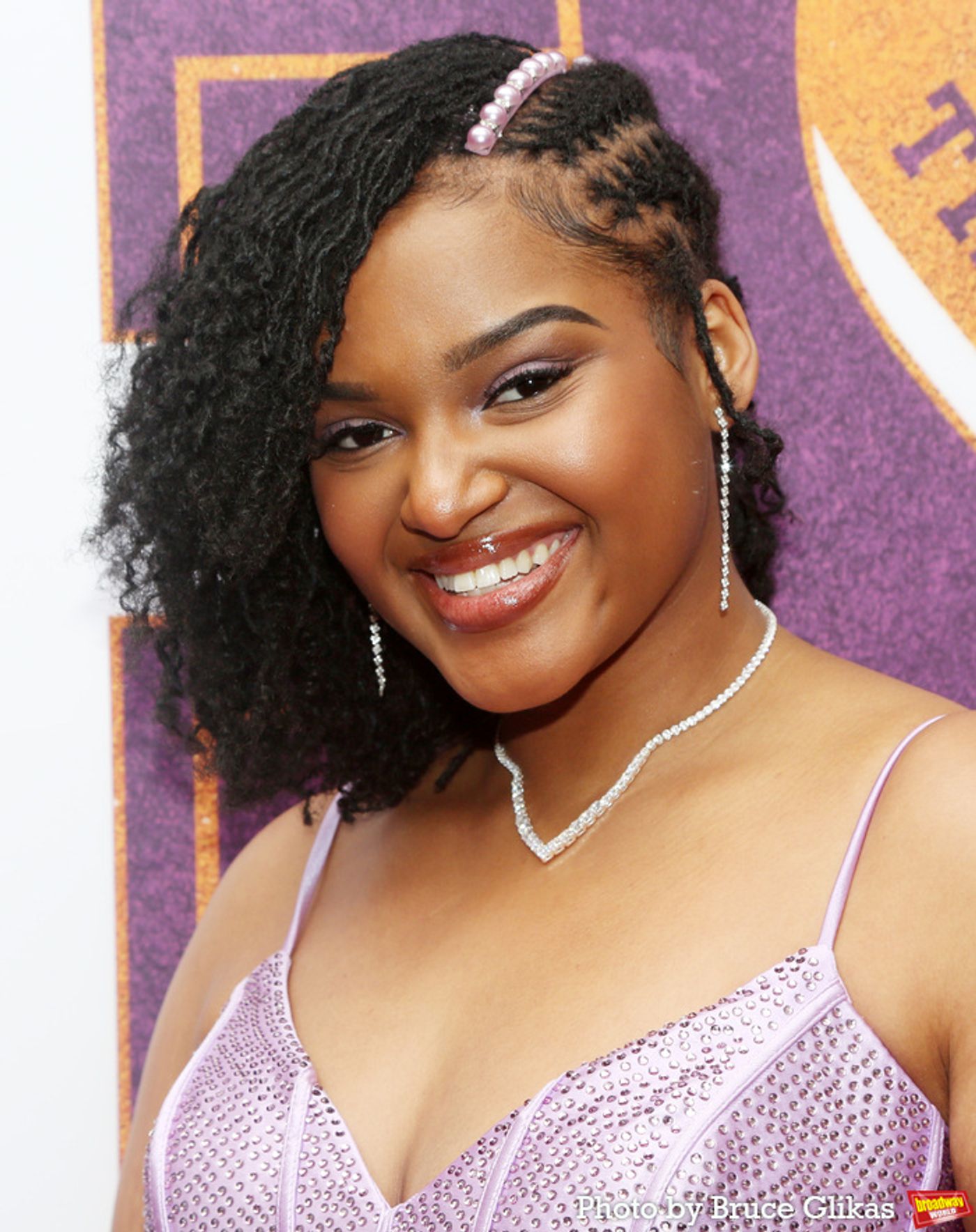 Photos: The Cast of SUFFS Walks the Purple Carpet on Opening Night  Image
