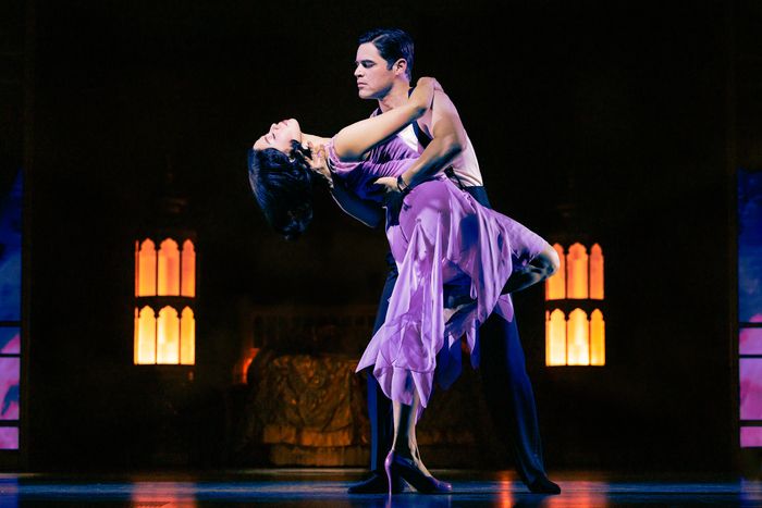 Photos: Jeremy Jordan & Eva Noblezada in THE GREAT GATSBY on Broadway — photo 3 of 19