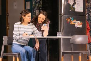 Susan Pourfar, Rachel McAdams @ BroadwayWorld Susan Pourfar, Rachel McAdams Photo