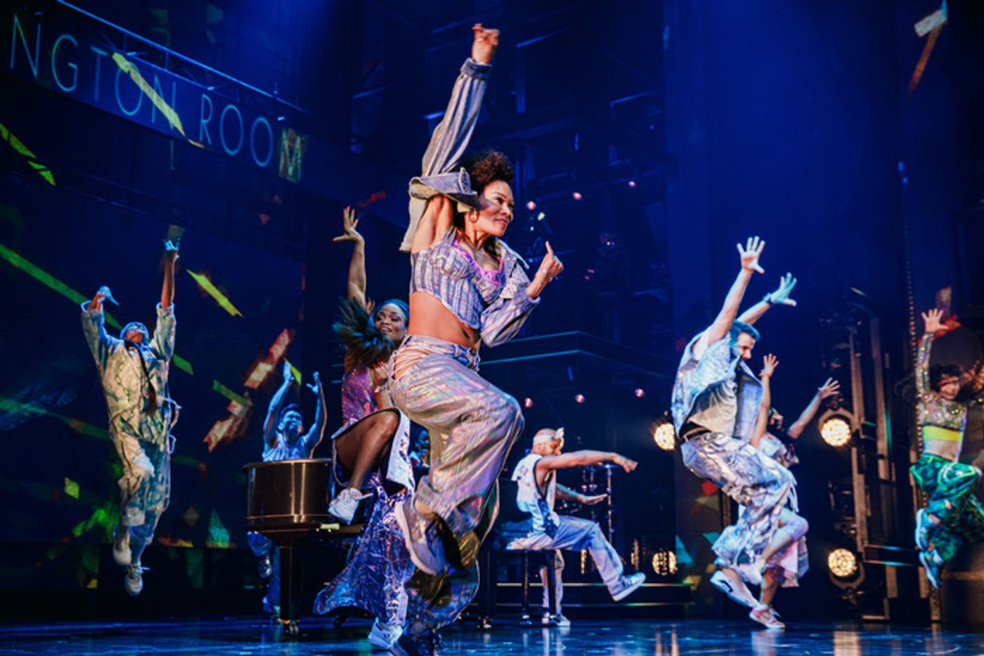 Photos & Video: Get a First Look at HELL'S KITCHEN on Broadway  Image