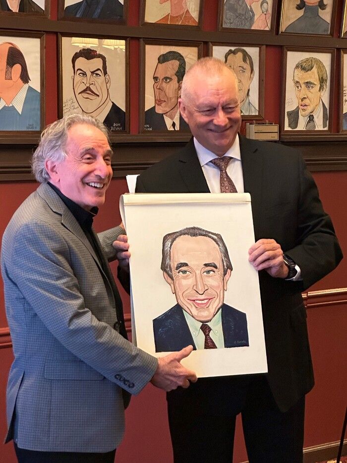 Photos: Chip Zien Honored With Caricature at Sardi's — photo 9 of 10