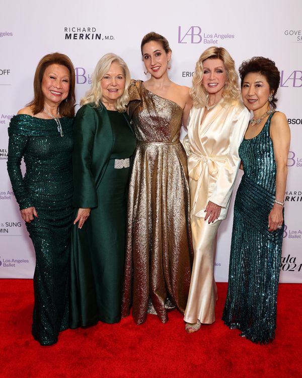 Koni Rich, Sharon Davis, Melissa Barak, Donna Mills and Erica Min Photo