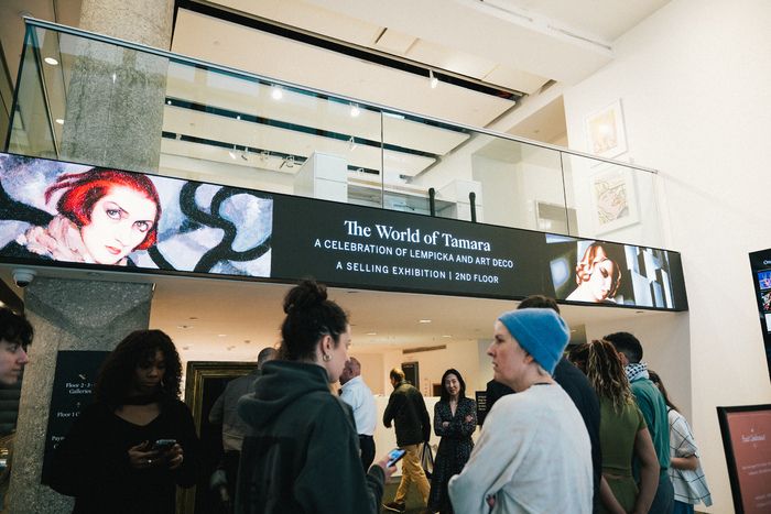 Photos: LEMPICKA Cast Visits 'The World of Tamara' at Sotheby's — photo 1 of 13