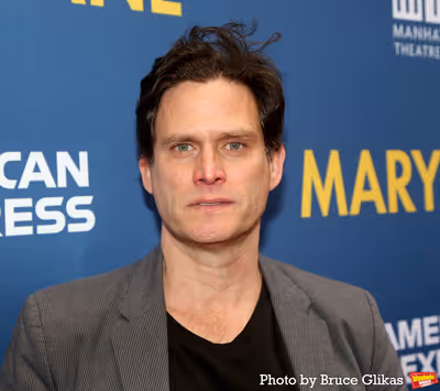 Steven Pasquale Photo