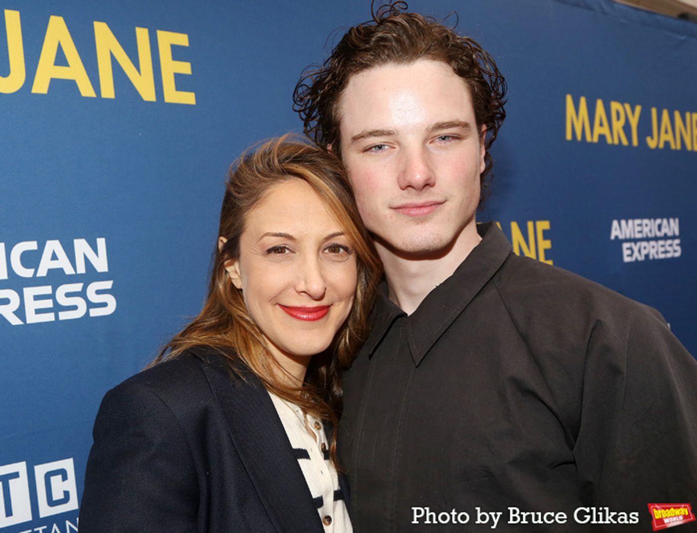 Photos: On the Red Carpet at Opening Night of MARY JANE  Image