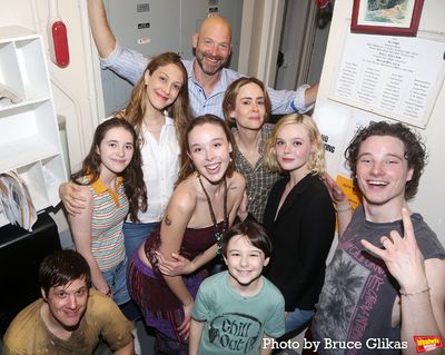 Ella Beatty, Natalie Gold, Alyssa Emily Marvin, Sarah Paulson, Corey Stoll, Graham Ca Photo